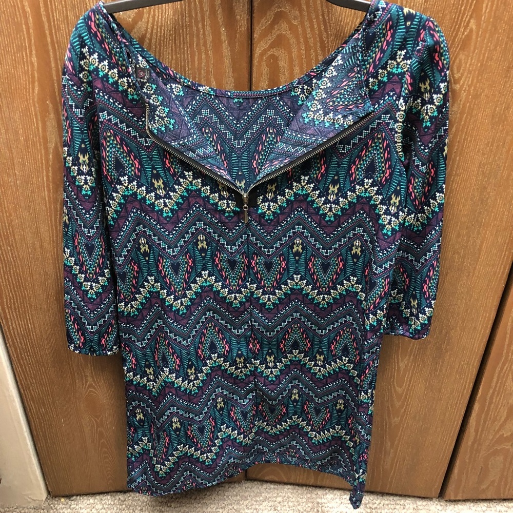 Dress - Picture 2 of 3